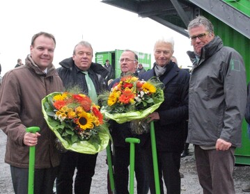 von links nach rechts: Staatssekretr Ingo Rust, Baubrgermeister Wilfried Hajek, Oberbrgermeister Heilbronn Helmut Himmelsbach, Hartmut Weimann Vizeprsident Zentralverband Gartenbau e.V. und Prsident des Wrttembergischen Gartenbauverband e.V., Hanspeter Faas Geschftsfhrer der Bundesgartenschau Heilbronn GmbH.