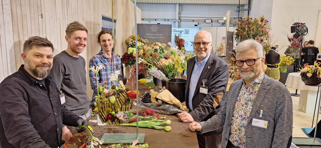 Am Stand des #floralproject 3.0 v.l.: Tino Hoogterp, Maximilian Martin, Anian Friedrich, Klaus Gtz und Michael Rhein.