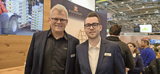 Auf der IPM, von links: Dirk Kleeschulte (Marketing) und Marc Heckelt (Geschäftsführer).