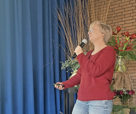 Elisabeth Götte vom Pflanzenschutzdienst NRW referierte über die rechtlichen Grundlagen und Besonderheiten.
