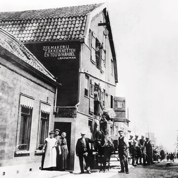 Das erste Betriebsgebude anno 1885 von Royal Brinkman am Pepersteeg in "s-Gravenzande.