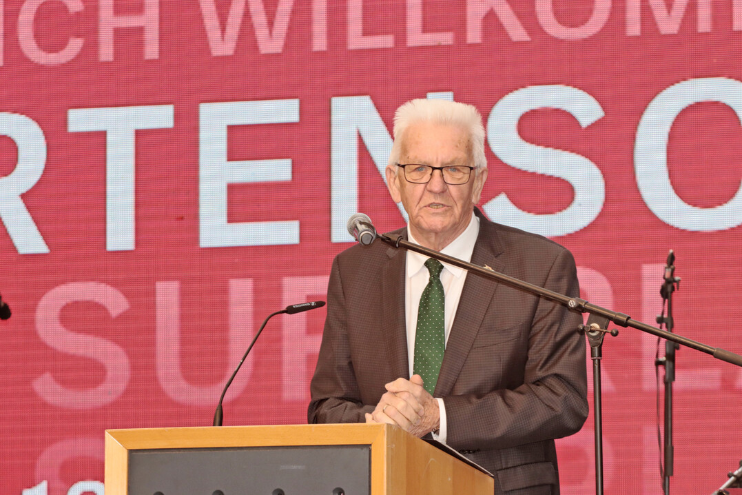 Winfried Kretschmann lobte die Gartenschau als Beispiel fr gemeinschaftliches Engagement vieler Brger.