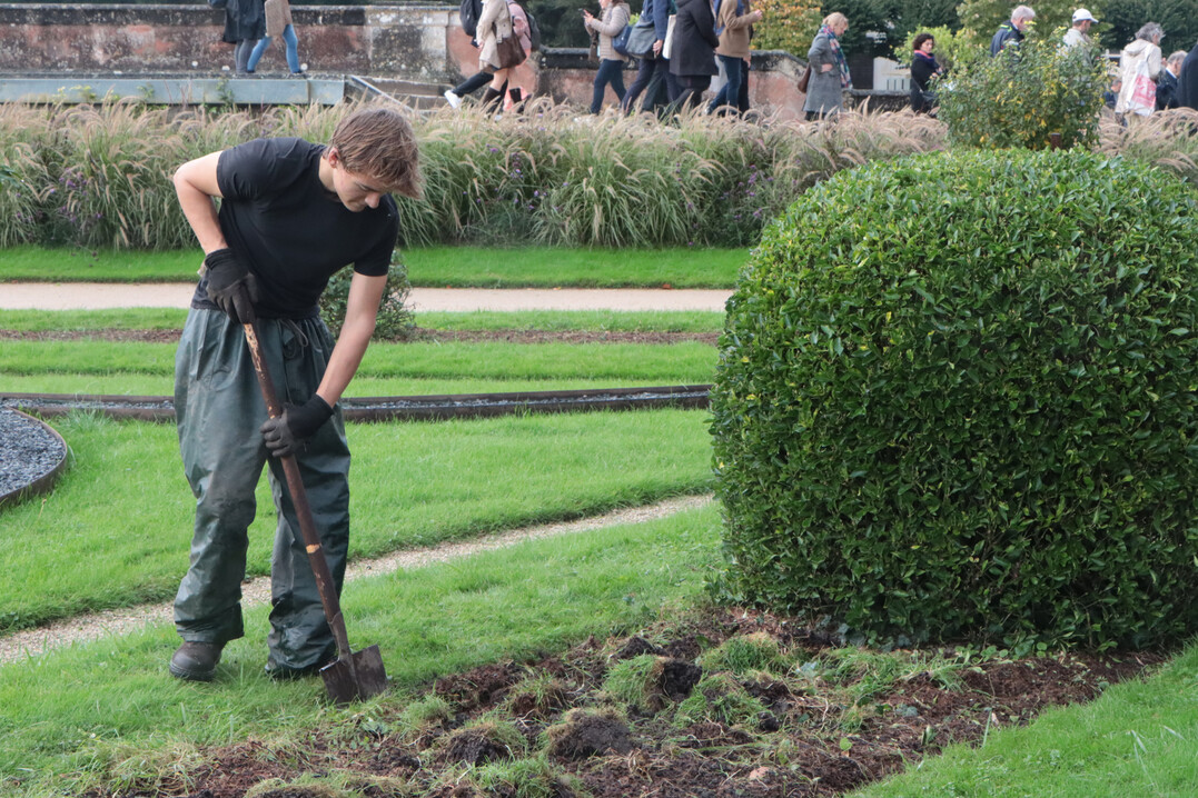 Herbstarbeiten im Historischen Garten.