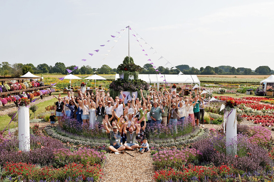 Unter dem Motto 10 Years in Full Bloom kamen zahlreiche Content Creator aus dem Gartenbereich aus ganz Deutschland zusammen.