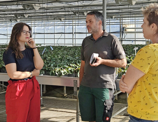 CDU-Bundestagsabgeordnete Anna Aeikens zu Besuch im Gartenbau- und Floristikbetrieb Rieckhoff in Rogtz.