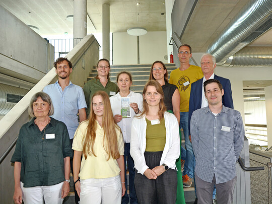 Die Referenten und Referentinnen, von links: Anke Bechtold, Silber Gartenbau; Lukas Niedermann, Huckepack Erlebnisernten; Robyn Schneider, Bayerischer Grtnerei-Verband; Jessica Reiter (IGB/HSWT); Anette Stadler (IGB/HSWT); Sabrina Siegmund (IGB/HSWT); Nicola Haldenwang, Sozialversicherung fr Landwirtschaft, Forsten und Gartenbau; Sebastian Girmann, biotop oberland; Prof. Dr. Stefan Krusche; Julian Hecht, Zentrum fr Betriebswirtschaft im Gartenbau