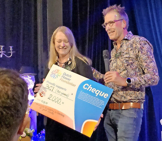 Die Dutch Flower Group widmete über die Dutch Flower Foundation dem BGI eine großzügige Spende für eine wohltätige Organisation für bedürftige Kinder, nach Wahl des deutschen Großhandelsverbands.