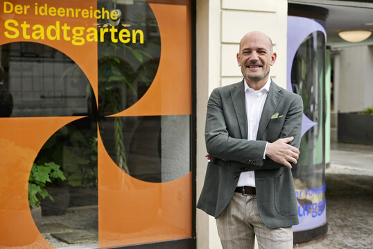 Geschäftsführer Dipl.-Ing. Gottfried Struggl: "In Wels gab es schon immer viele Gärten. Wir setzen sie neu in Szene und machen ihre Vielfalt für alle sichtbar. So wird Wels 2027 zur Stadt der Gärten."
