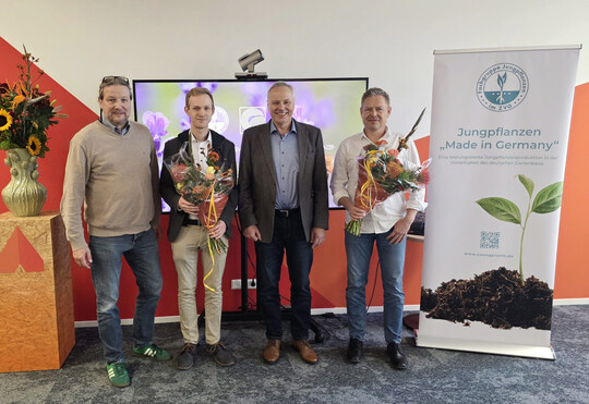 Der wiedergewählte Vorstand und die FGJ-Vorsitzenden, von links: Hagen Kalläne, Marcel Bongartz, Frank Silze und Christoph Hoffmann.