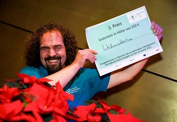 Freude ber den 3. Platz. Sebastian Bartsch, Hochschule Geisenheim.