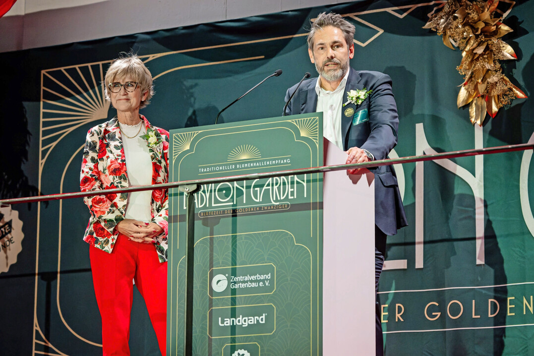 ZVG-Präsidentin Eva Kähler-Theuerkauf und Landgard-Vorstand Moritz Krannich eröffneten gemeinsam den Blumenhallenempfang auf der Grünen Woche 2026.