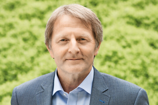 Wirtschaftsf�rderer Bernd-Uwe Domes sieht bei Landesgartenschauen das Potenzial f�r junge Familien. 