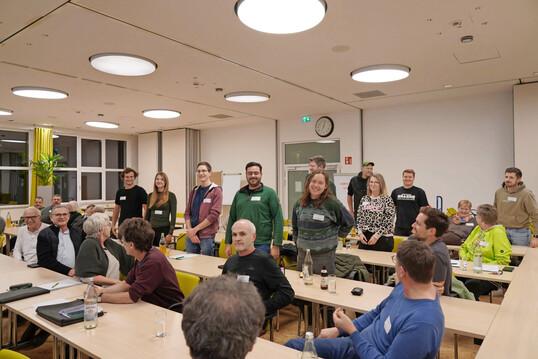 Die Betriebsnachfolger haben sich in der Juniorengruppe zusammengeschlossen und treffen sich regelmäßig zum Austausch und zu einzelnen Themen. Sie stellten sich bei der Mitgliederversammlung vor.