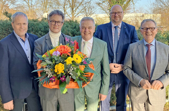 Von links: Christof Clauss, Uli Natterer, Präsident Gerhard Hugenschmidt, Vizepräsident Stefan Emert, Vizepräsident und Schatzmeister Berthold Klumpen.
