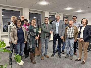 Von links: Melanie Gran, Renata Blumenstein, J�rg Freimuth, Karoline Heiser, Kristin Mahler, Andreas Pellens, J�rg Heinel, Dirk Clasen, Rolf Wemhoener, Benjamin Luig und Christin Haack.