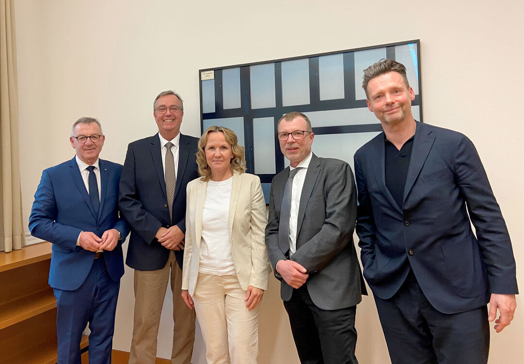 Von links: Jürgen Mertz, ZVG-Präsident, Hajo Hinrichs, BdB-Präsident, Steffi Lemke, Bundesministerin für Umwelt, Naturschutz, nukleare Sicherheit und Verbraucherschutz, Matthias Lösch, BGL-Vizepräsident, Prof. Stephan Lenzen, bdla-Präsident