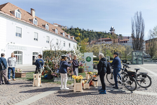 Mit der Initiative �Ort der Erinnerung� entstand im April 2026 mitten in Graz ein au�ergew�hnlicher Begegnungsraum.