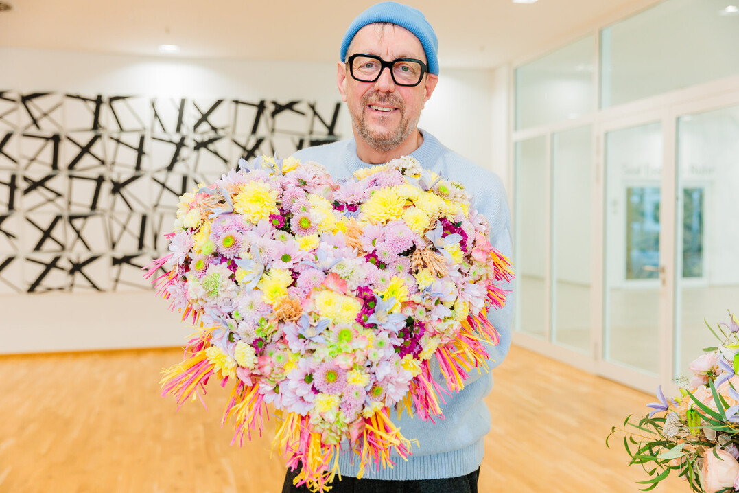 Mann mit Herz: Kreativ-Direktor Manfred Hoffmann prsentiert die aktuellen floralen Trends.<br>