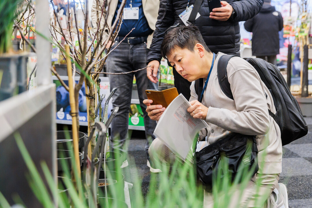 Impressionen vom ersten Messetag der IPM ESSEN 2025