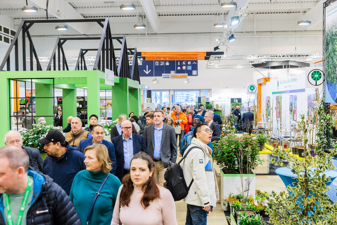 Impressionen vom ersten Messetag der IPM ESSEN 2025