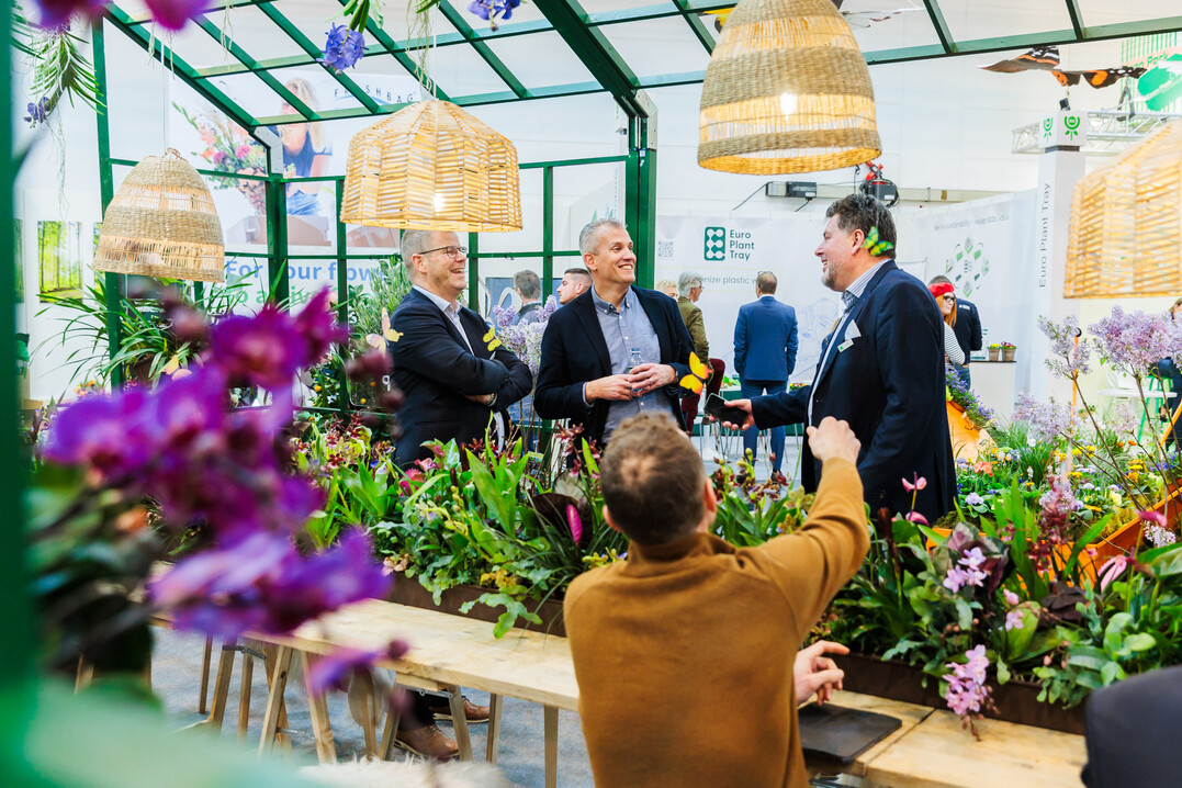 Gute Stimmung und volle Hallen  die IPM ESSEN 2025 ist am gestrigen Mittwoch so richtig warmgelaufen.