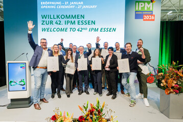 W�hrend der Er�ffnungsfeier der IPM ESSEN wurden die besten Neuheiten des Jahres 2026 in acht Kategorien ausgezeichnet.