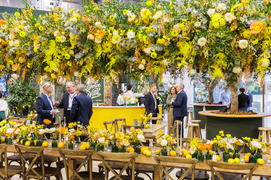 Those who want to enjoy a typical Italian lifestyle can visit the Mediterranean evening of the Landgard producer cooperative at booth 1E21 today from 5 p.m.