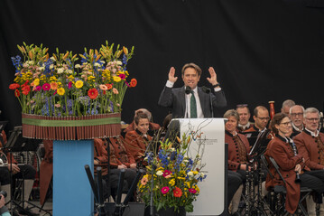Wangens OB Michael Lang zeigte sich gerhrt angesichts von dem, was in 14 Jahren Vorarbeit in Wangen geschaffen wurde.