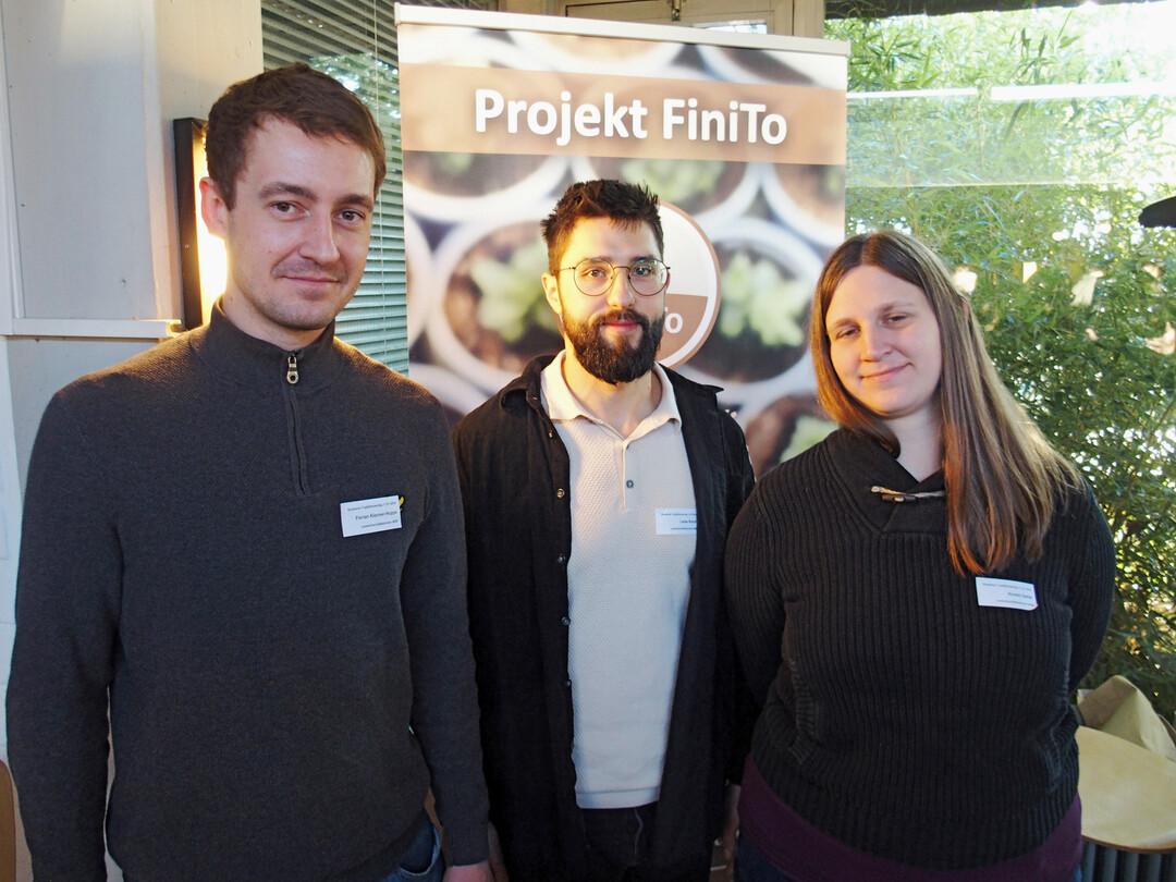 ber das Projekt FiniTo informierten Florian Klenner-Hoppe (links), Lasse Brandt und Kirsten Geller.
