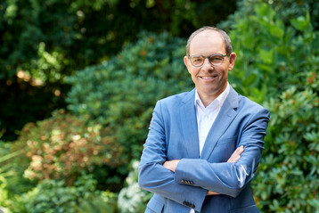 Dr. Dietmar Kohlruss, Vorstandsmitglied der Gartenbau-Versicherung, freut sich auf den Austausch mit anderen Wiesbadener Unternehmen ber das Thema Nachhaltigkeit.