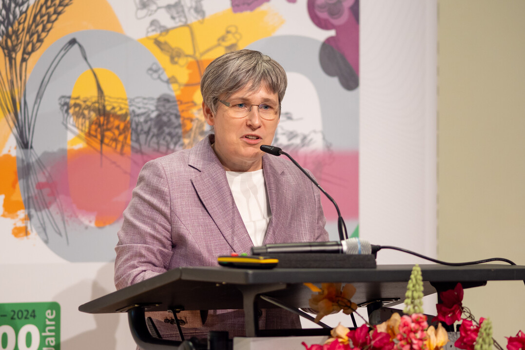 Frau Prof. Dr. Katharina Lorenz, Prsidentin der Universitt