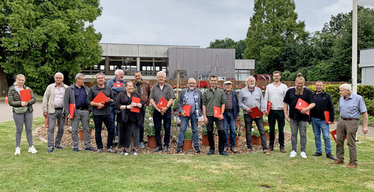 Die Krkommission bewertet die Sommerblumen an der LVG Bad Zwischenahn im Abstand von zwei Wochen.