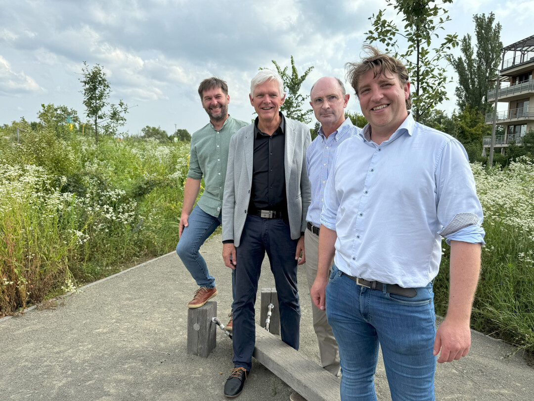 ENA-Vorstand von links: Mateusz Milczynski, Vizeprsident; Henk Raaijmakers, scheidender Prsident; Willy De Nolf, Schatzmeister; Tim Van Hulle, neu gewhlter Prsident.