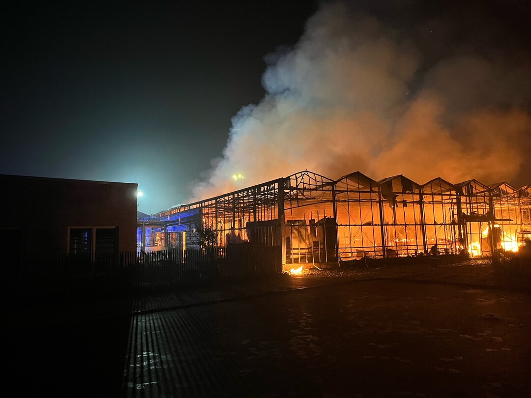 Der 1600 qm groe Gebudekomplex ist fast vollstndig ausgebrannt.
