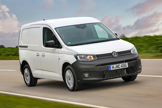 VW Caddy Cargo kommt in diesem Jahr als Hybridversion heraus.