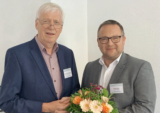 FvRH-Vorsitzender Frank Hutzel mit Dr. Karl-Heinz Kerstjens.