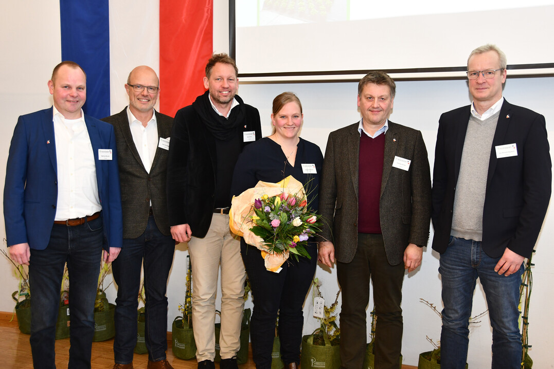 Der aktuelle Vorstand des BdB Schleswig-Holstein: 
Mathias Mnster, Altenmoor bei Elmshorn; Axel Huckfeldt, Horst; Niels 
Reinke, Rellingen; Gesa Glismann, Bullenkuhlen; Thorsten Krohn, 
Tangstedt und Jan-H. Heydorn, Bevern.