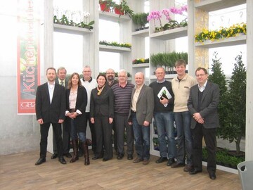 Personen v.l.n.r. Ulf Schweighfer, Jan Roelof, Monika Postina-Janssen, Karl Voges, Dr. Marianne Altmann, Frank Zeiler, Ferdinand Schiplack, Gerhard Twiling, Norbert Engler, Sven Landschoof und Heinrich Hain 