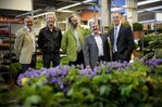 Martin Hannen (Referatsleiter Gartenbau im Landwirtschaftsministerium), Konrad Köster (Mitglied „Arbeitsgemeinschaft Großmarkt“ Obst/Gemüse), Markus Grützner (Florist und Gärtnermeister), Peter Rene Hecker (BGM-Geschäftsführer) und Johannes Remmel, Minister für Klimaschutz, Umwelt, Landwirtschaft, Naturschutz und Verbraucherschutz in Nordrhein-Westfalen.