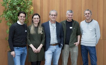 Von links: Lukas Hader (Geschftsfhrer Multikraft), Bianca Hader (Marketing & Veranstaltungen Multikraft), Siegfried Dumbsky (Inhaber Grtnerei Dumbsky), Frank Korting (Versuchswesen DLR Rheinlandpfalz) und Mag. Robert Rotter (Wissenschaftlicher Leiter Landwirtschaft Multikraft