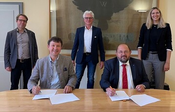 Die Landesgartenschau Bad Windsheim 2027 GmbH ist gegrndet. Von links: Robert Sitzmann, Brgermeister Jrgen Heckel, Martin Richter-Liebald, Gerhard Zh und Jennifer Mnch.