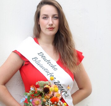 Johanna Griem ist die neue Deutsche Blumenfee 2021/22 