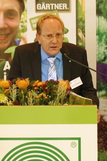 Jrgen Herrmannsdrfer stellt die neue B2B-Initiative des BVE vor.