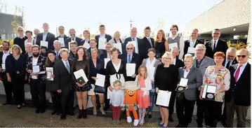 Zum Abschluss der IGA Berlin 2017 stellten sich die Preistrger am 15. Oktober bei sommerlichen Temperaturen im Grn zum Gruppenfoto auf.