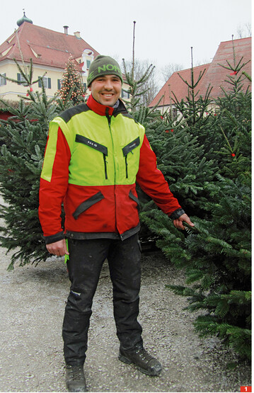 Ulrich Resele ist als Geschftsfhrer verantwortlich fr die Bio-Christbume. Sein Vater Erwin Resele aus Rettenbach ist ein Pionier des Bio-Landbaus.