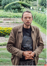 Dr. Heiko Hentrich leitet den Arzneipflanzenanbau „Terra Medica" der DHU.