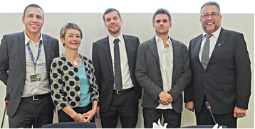 Die Referenten des Internationalen Gartenbauforums auf der IPM in Essen (von links): Peter Larsen-Ledet, Andrea Mino-Lindenau, Stig Aagaard, Morten Leicht Jeppsen und Moderator Harald Braungardt.