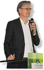 Arne Jost, mtm Plastic, stellte die Verwertung der Kunststoffe aus den Gelben Sack" vor.