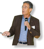 Wouter Zieck, Desch Plantpak, stellte das Programm biobasierter und bioabbaubarer Töpfe vor.