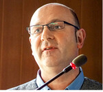 Hans-Peter Riskes: „Farben bei der Veiling
Rhein-Maas nach
Popularität geordnet
sind Rot, Weiß, Rosa-
töne, zweifarbig,
Orange und Gelb.“